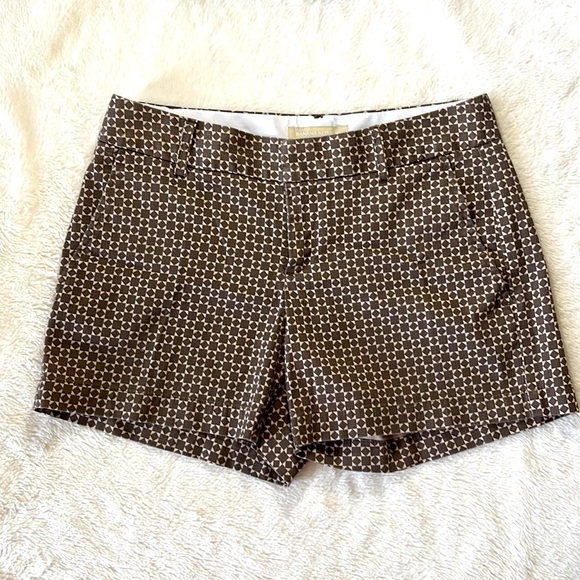 Set of 2 Banana Republic Women’s Shorts Size 0 - Picture 2 of 5